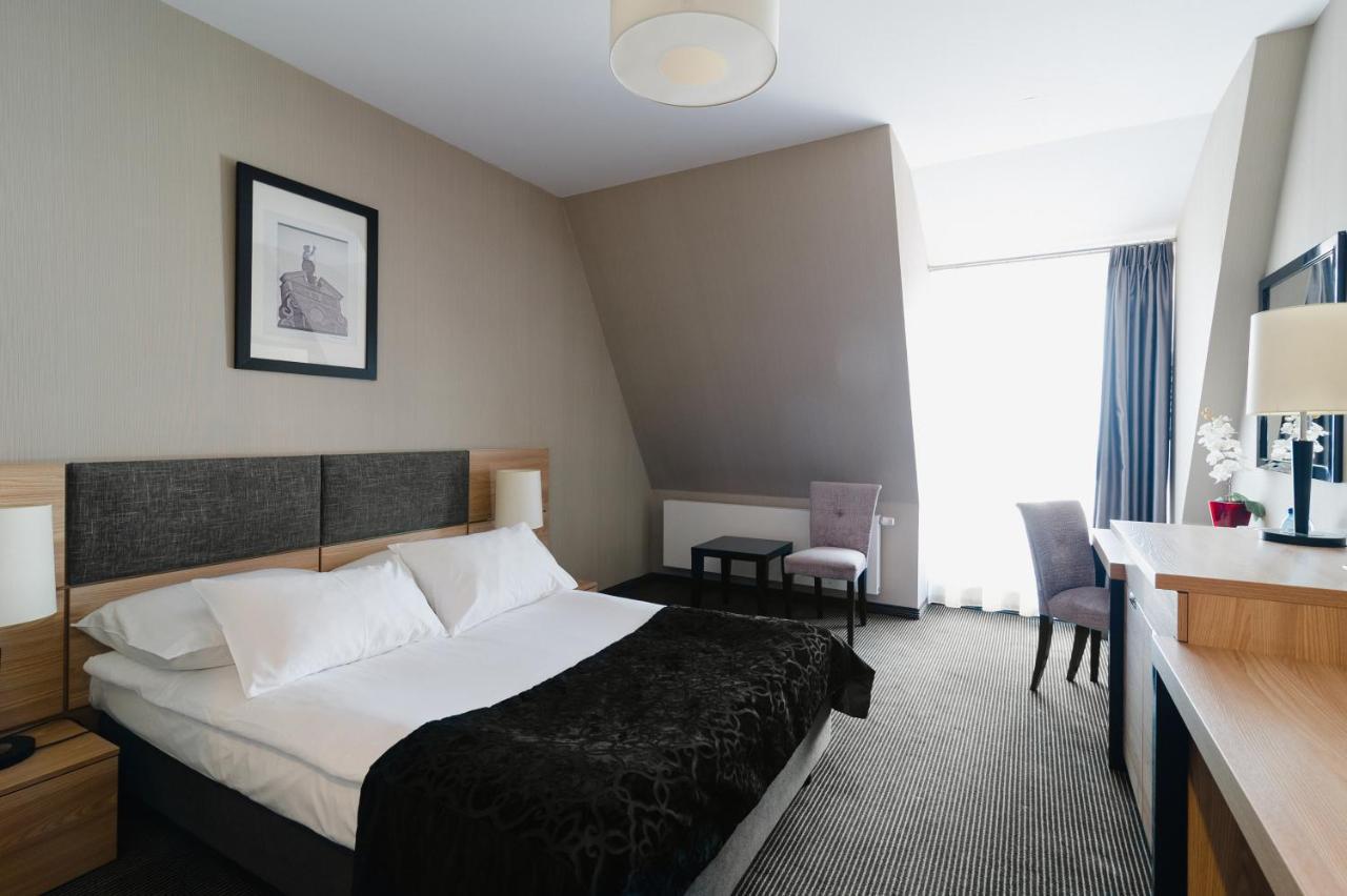 Standard Double Room,1017770710:JPEG